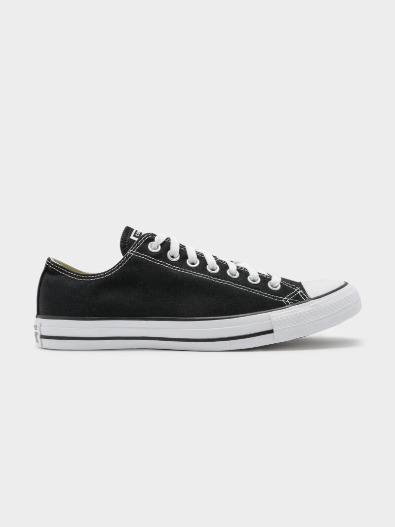 Unisex Chuck Taylor All Star Classic Low-Top Sneakers